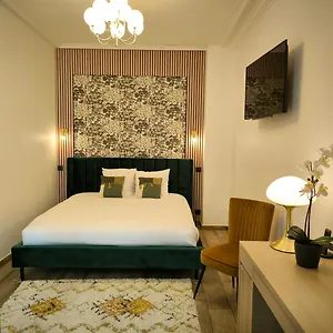 https://le-twelve.fr-paris.fr